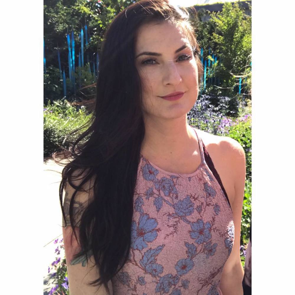 Meet your Posher, Casey